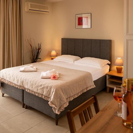 Rodos House Hotel Pomorie Buitenkant foto