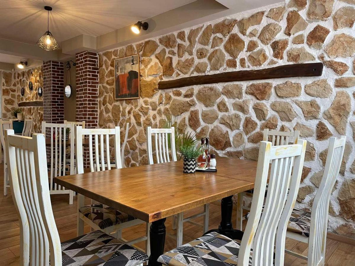 Rodos House Hotel Pomorie Buitenkant foto