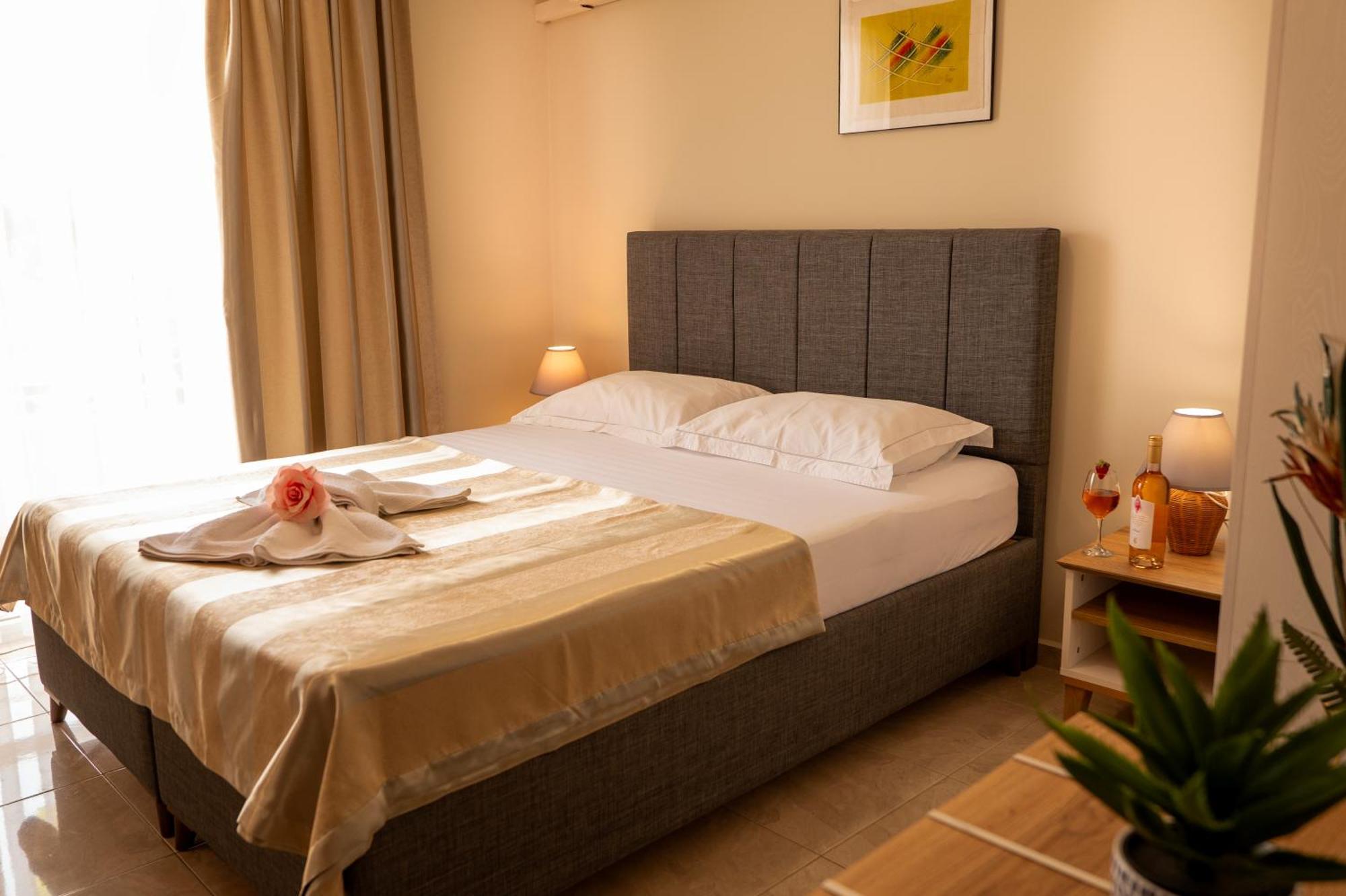Rodos House Hotel Pomorie Buitenkant foto