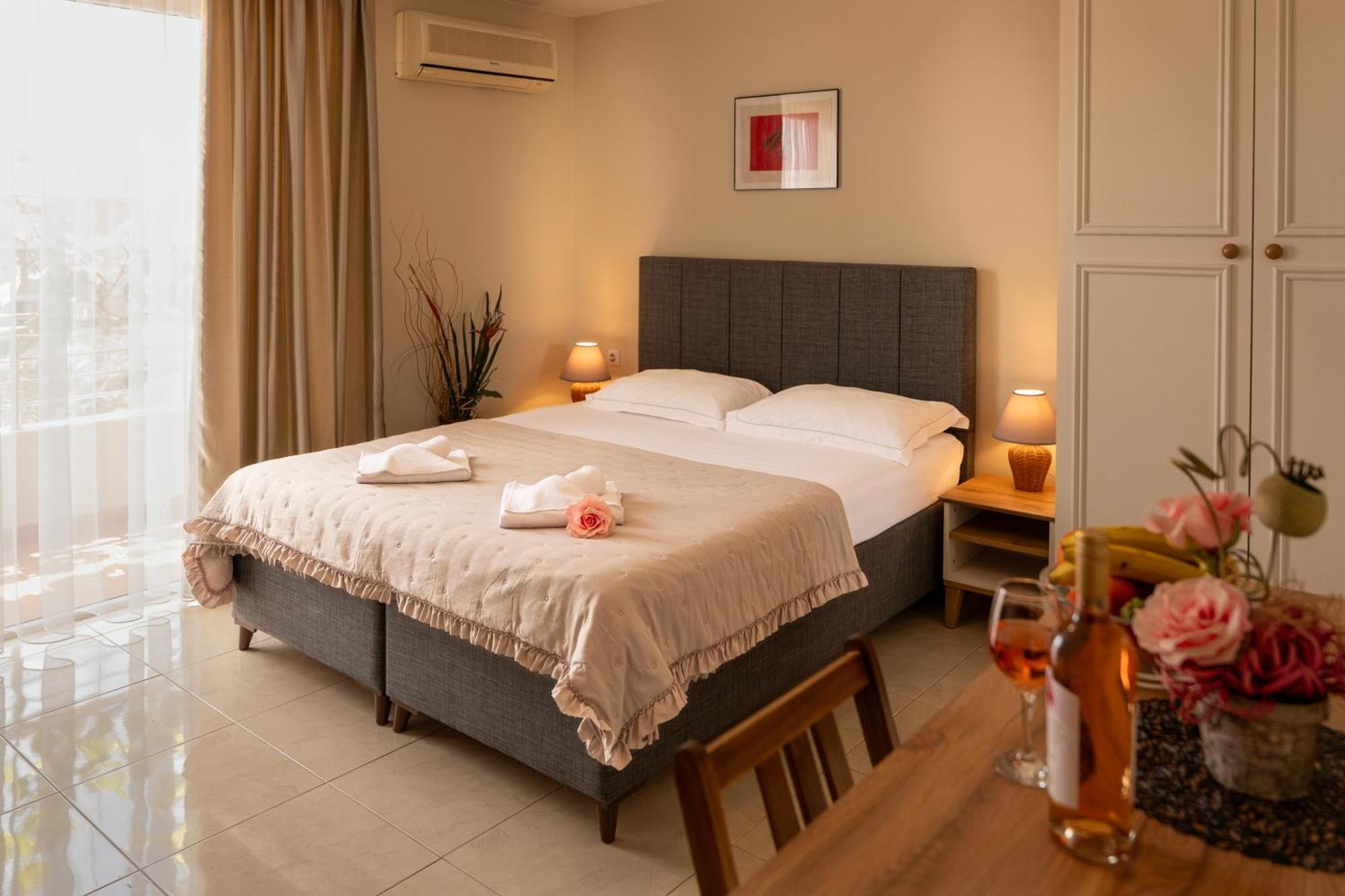 Rodos House Hotel Pomorie Buitenkant foto