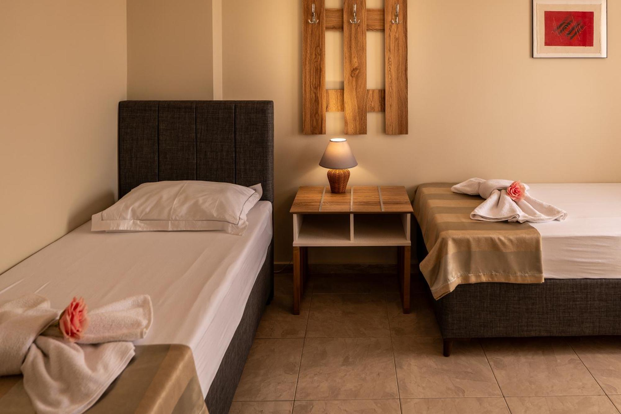 Rodos House Hotel Pomorie Buitenkant foto